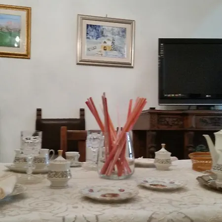 Il Mughetto Bed & Breakfast Celano Exterior photo